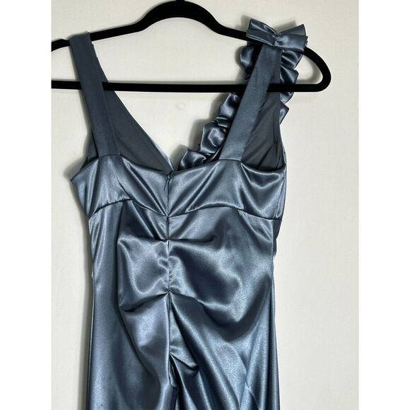 Stunning Blue/Silver Prom Dress Formal Dress Size 2 NWT - Picture 3 of 7